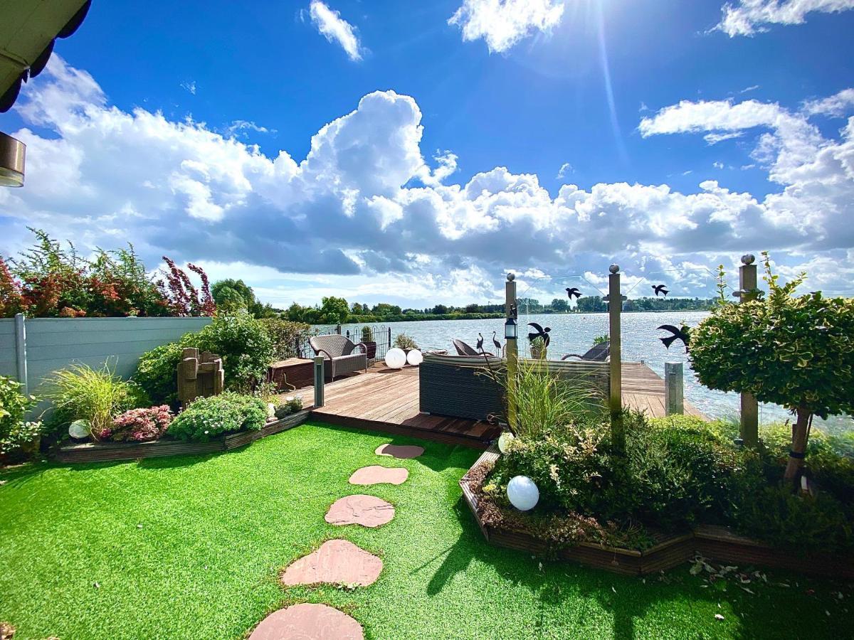 Ferienhaus Mit Wundervollem Seeblick Ferienpark Vislust Ijsselmeer Wervershoof Exterior foto
